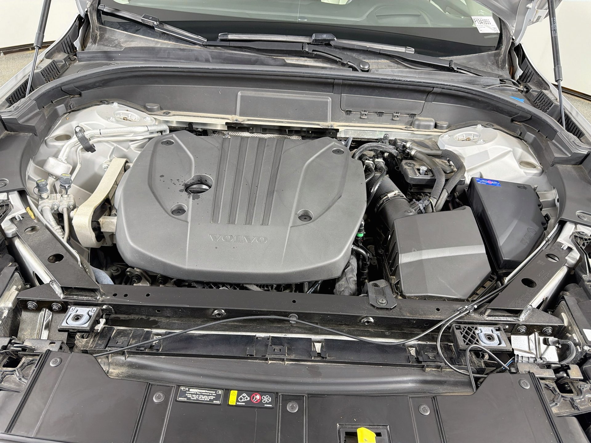 Certified 2023 Volvo XC60 B5 Ultimate w/ Climate Package FWD image 32