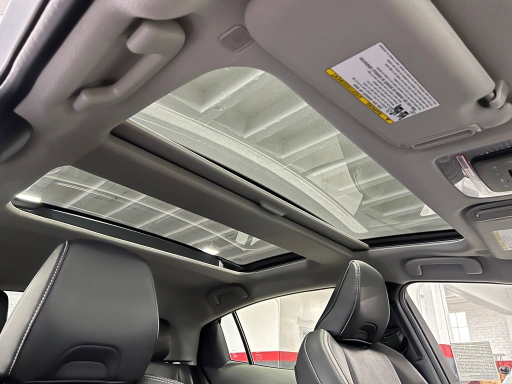 New 2027 Toyota Prius Limited AWD/4WD image 19