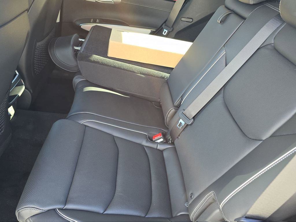 New 2026 Genesis GV70 2.5T Advanced image 10