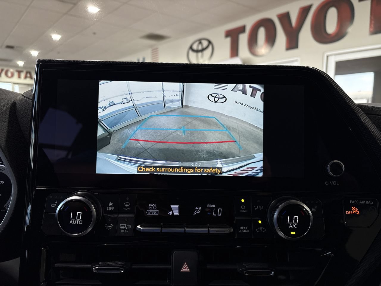 New 2026 Toyota Highlander XSE AWD/4WD image 18