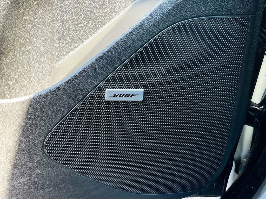 Used 2023 Chevrolet Bolt LT w/ Infotainment Package FWD image 18