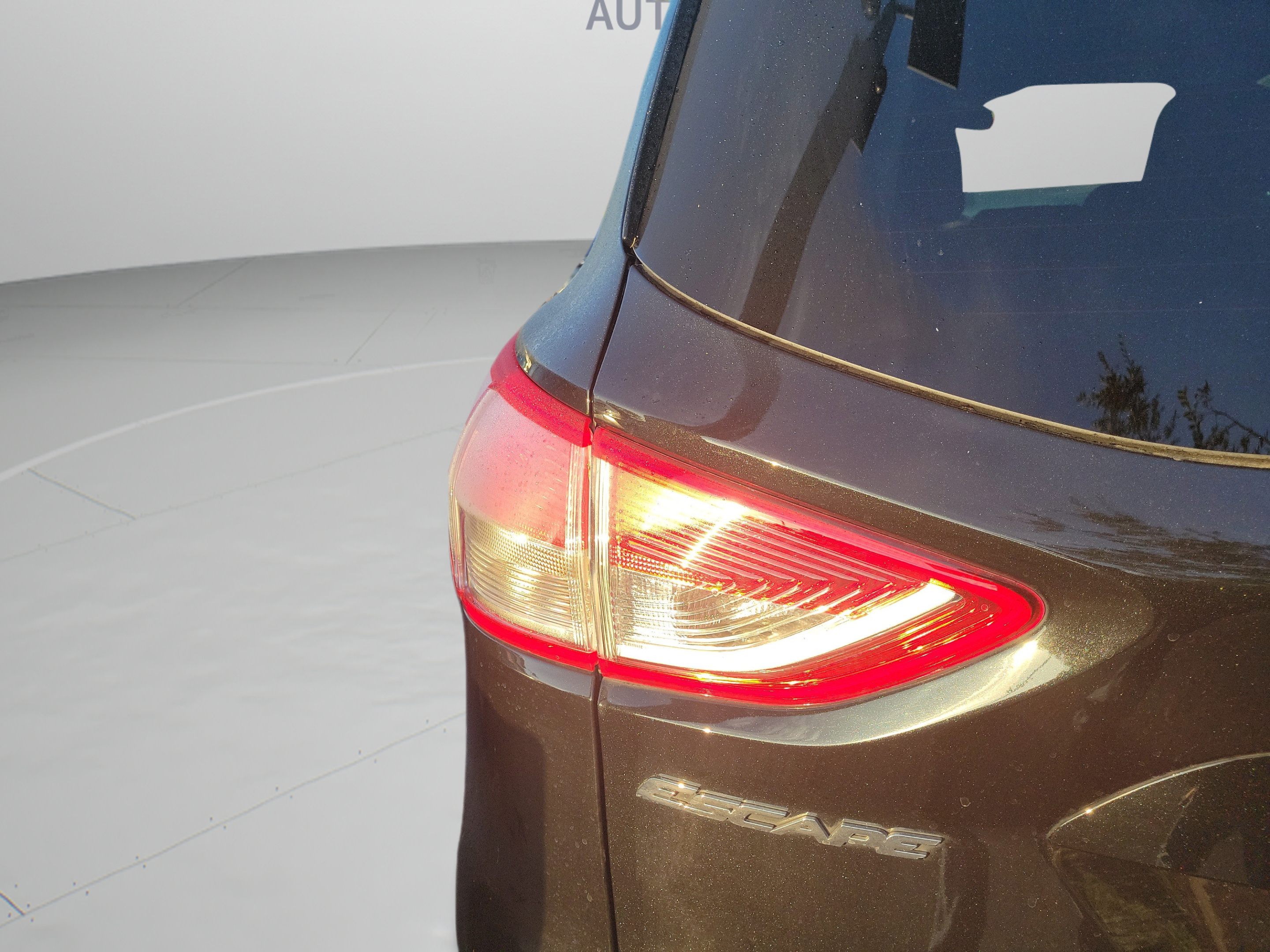 Used 2015 Ford Escape SE FWD image 20