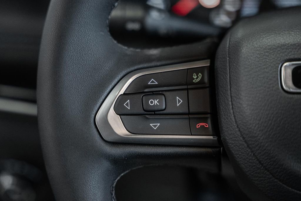 New 2025 Jeep Compass Limited w/ Sun & Sound Group image 25