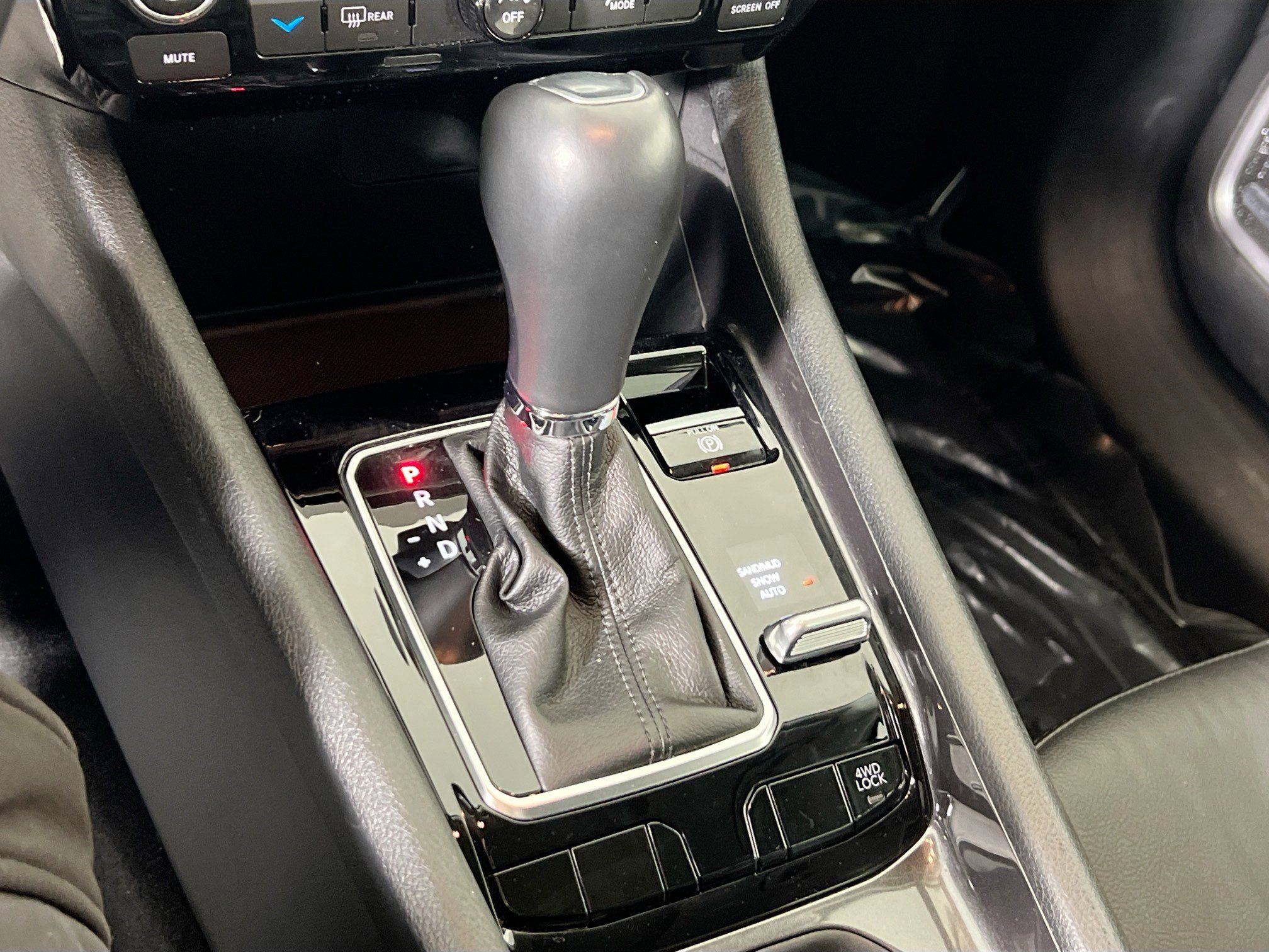 Used 2022 Jeep Compass Latitude w/ Sun and Sound Group image 16