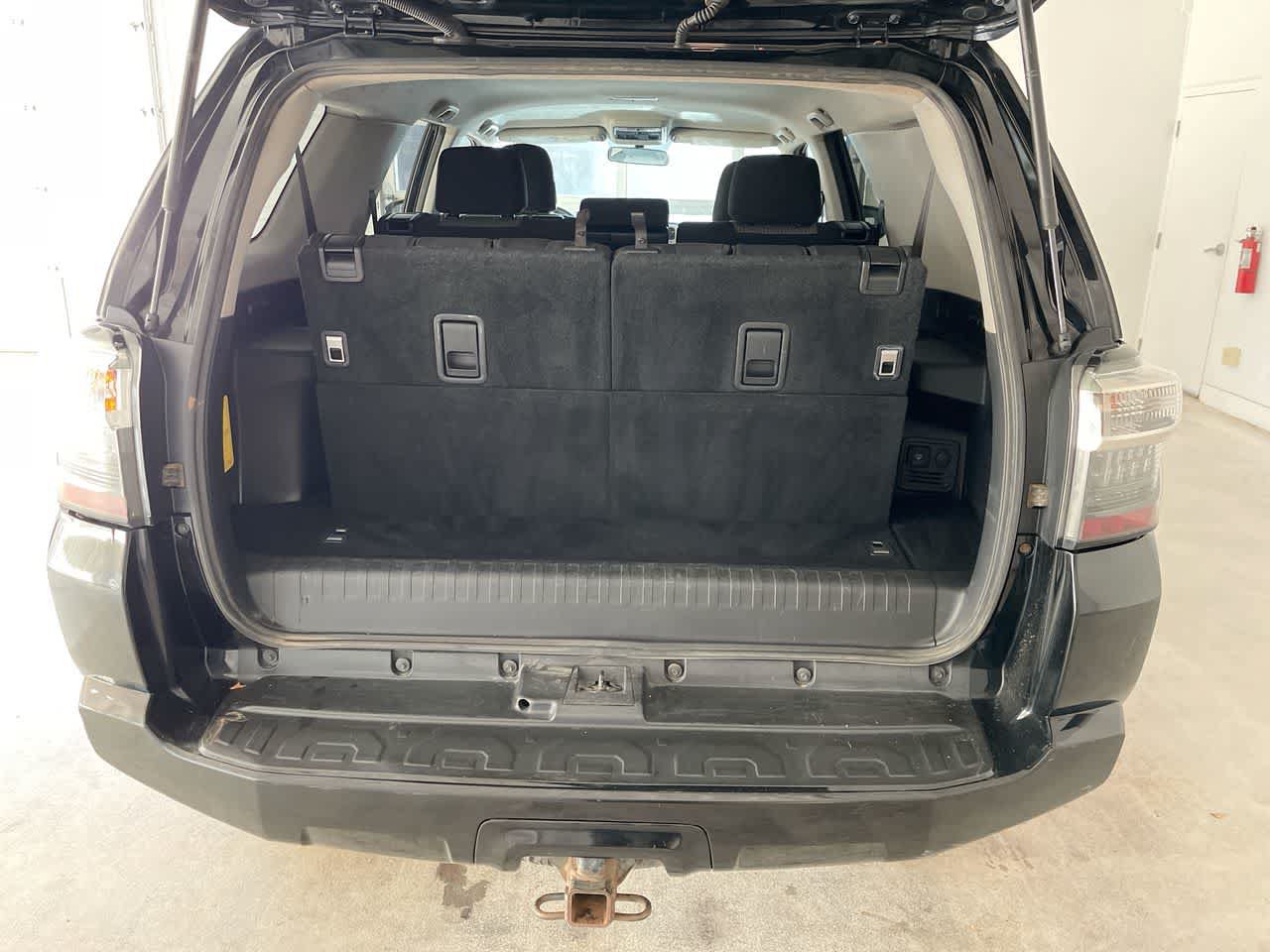 Used 2015 Toyota 4Runner SR5 AWD/4WD image 23