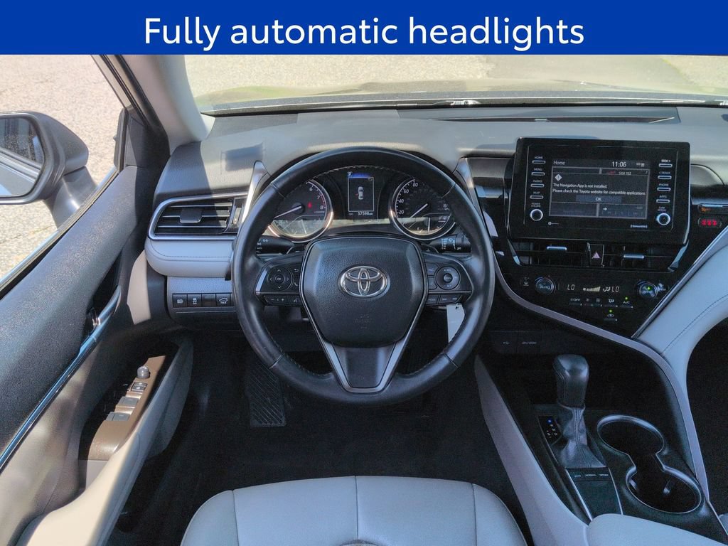 Used 2024 Toyota Camry SE FWD image 12