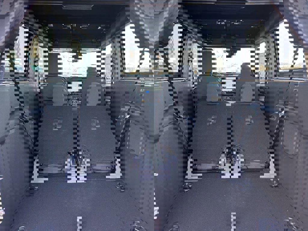 New 2025 Ford Bronco 2-Door image 31