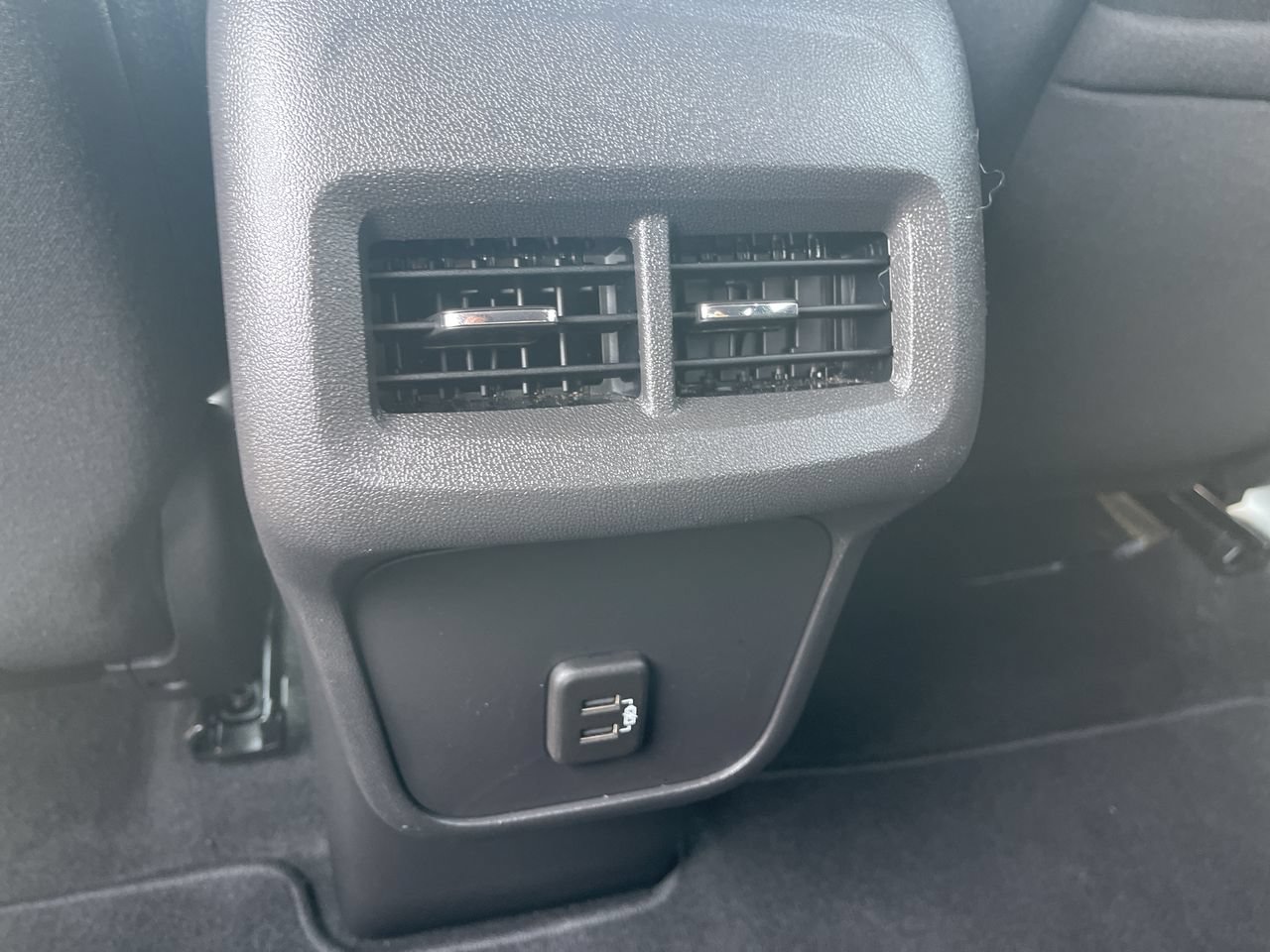 Certified 2024 Chevrolet Equinox LT FWD image 21
