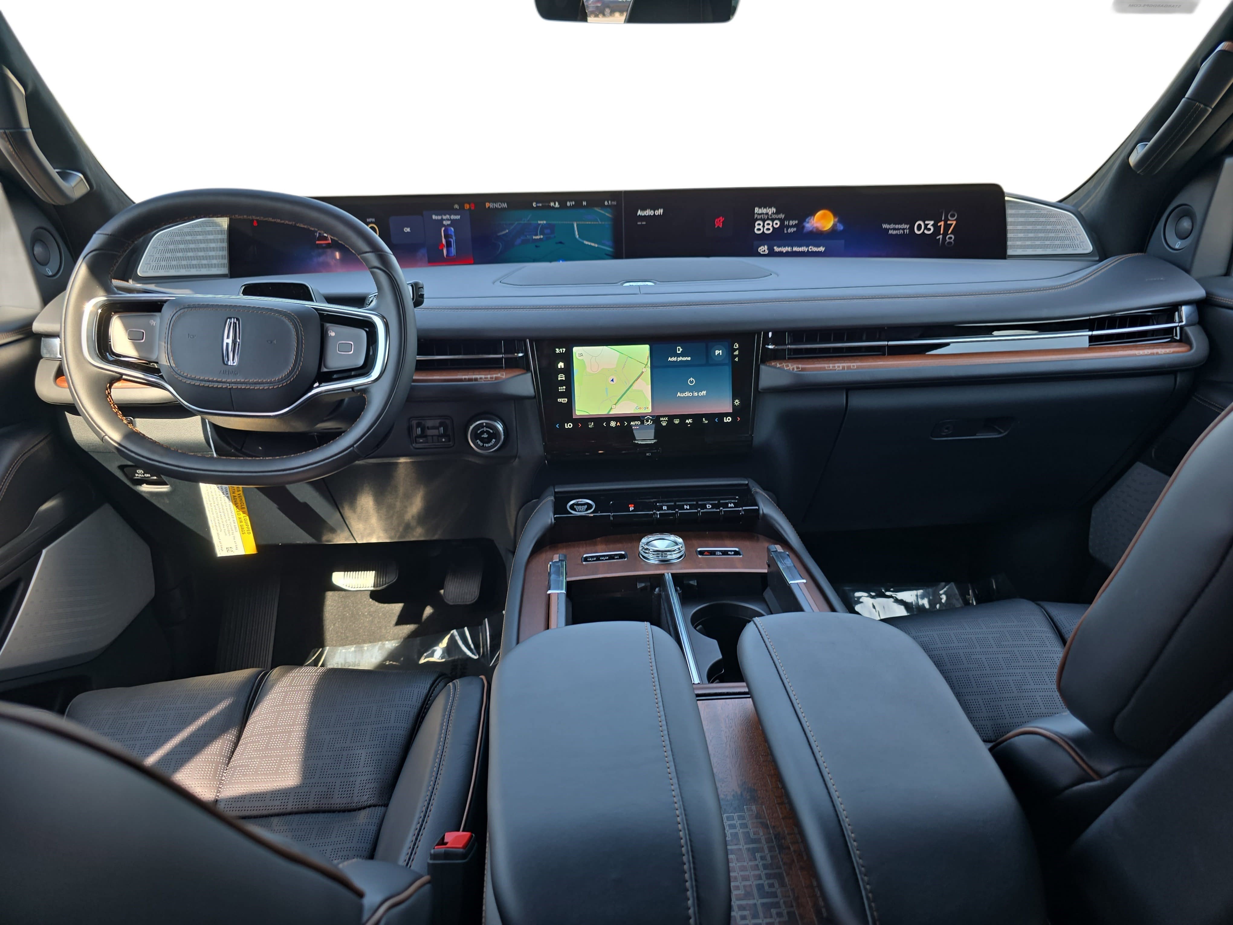 New 2026 Lincoln Navigator L Black Label image 9