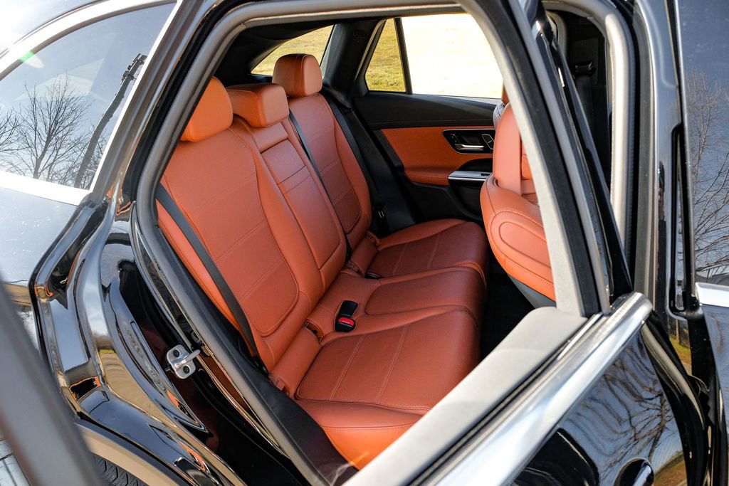 Used 2023 Mercedes-Benz GLC 300 GLC 300 image 39