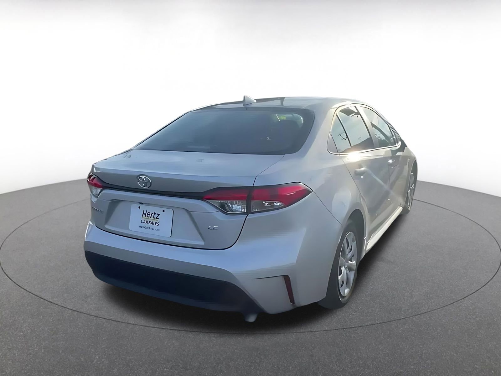 Used 2025 Toyota Corolla LE image 14