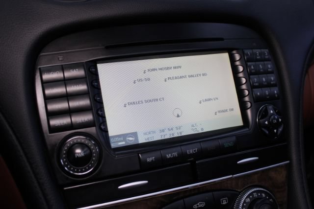 Used 2007 Mercedes-Benz SL 550 image 19