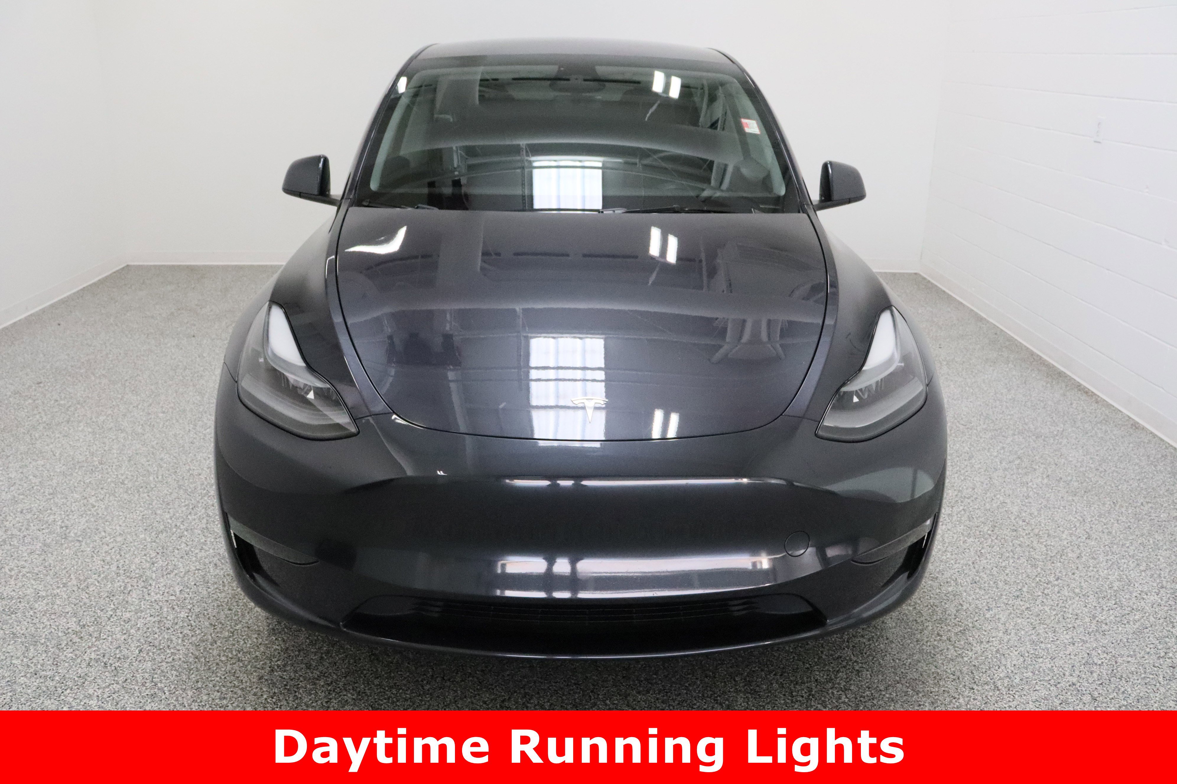 Used 2024 Tesla Model Y Long Range image 3