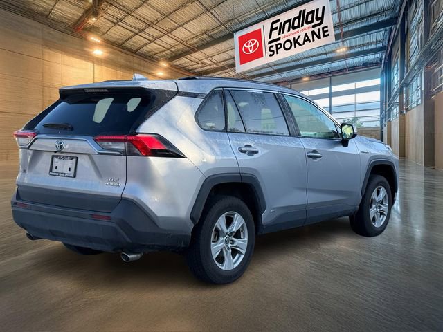 Used 2019 Toyota RAV4 XLE image 4