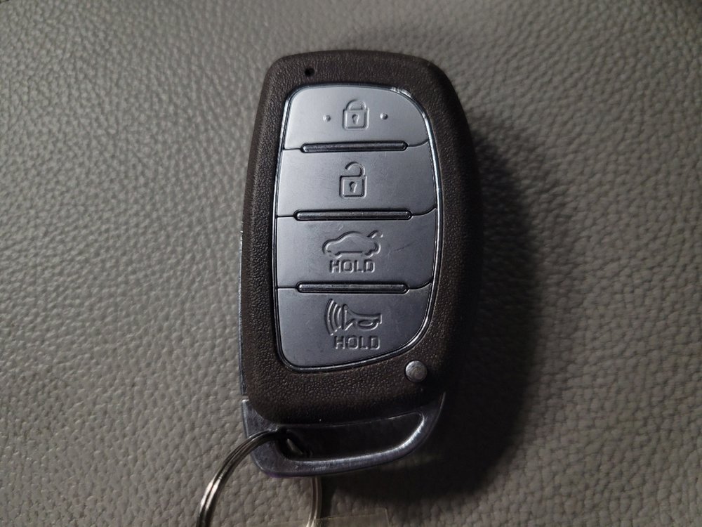 Used 2018 Hyundai Sonata Limited FWD image 32