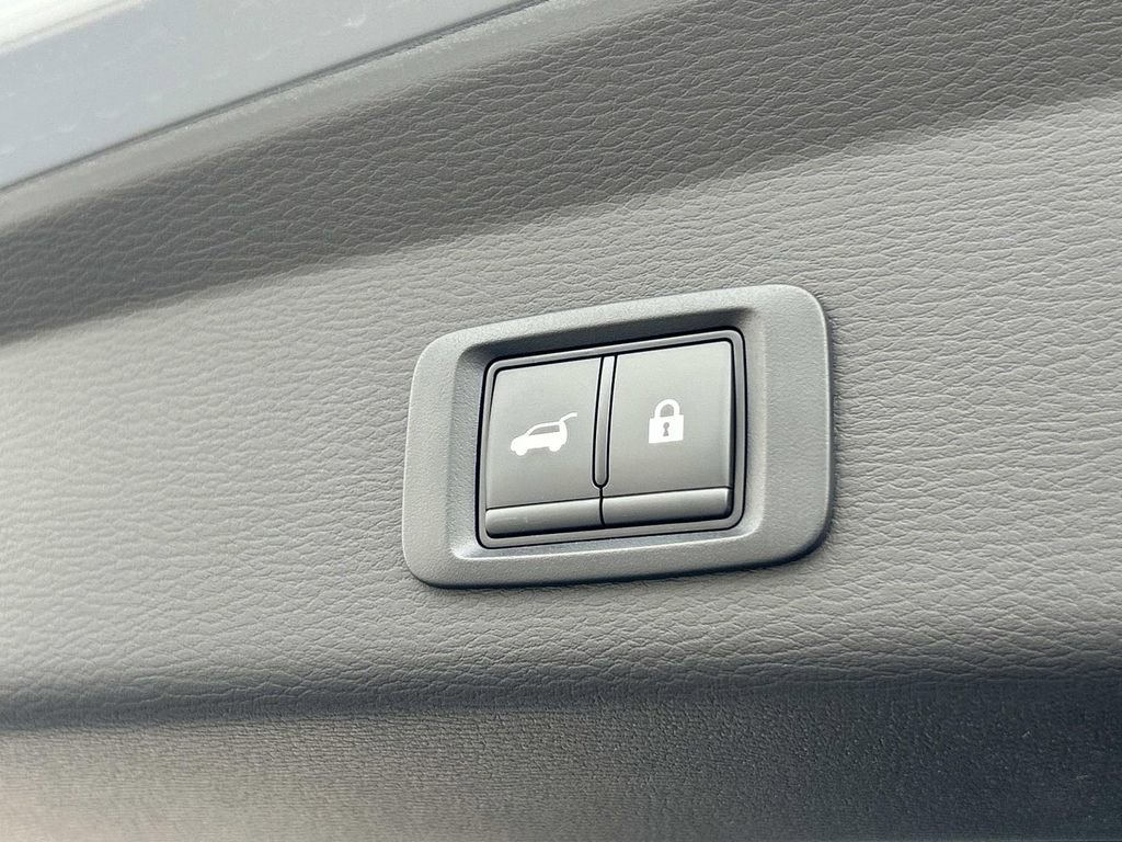 New 2026 Mitsubishi Outlander SE FWD image 12