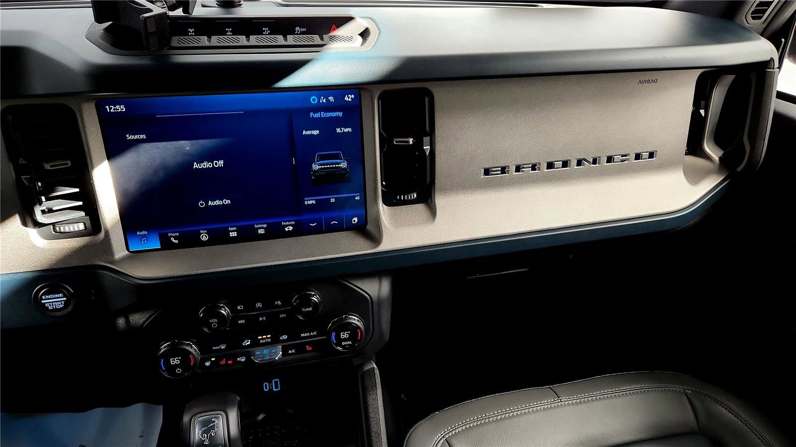 Used 2024 Ford Bronco Outer Banks w/ Sasquatch Package image 29