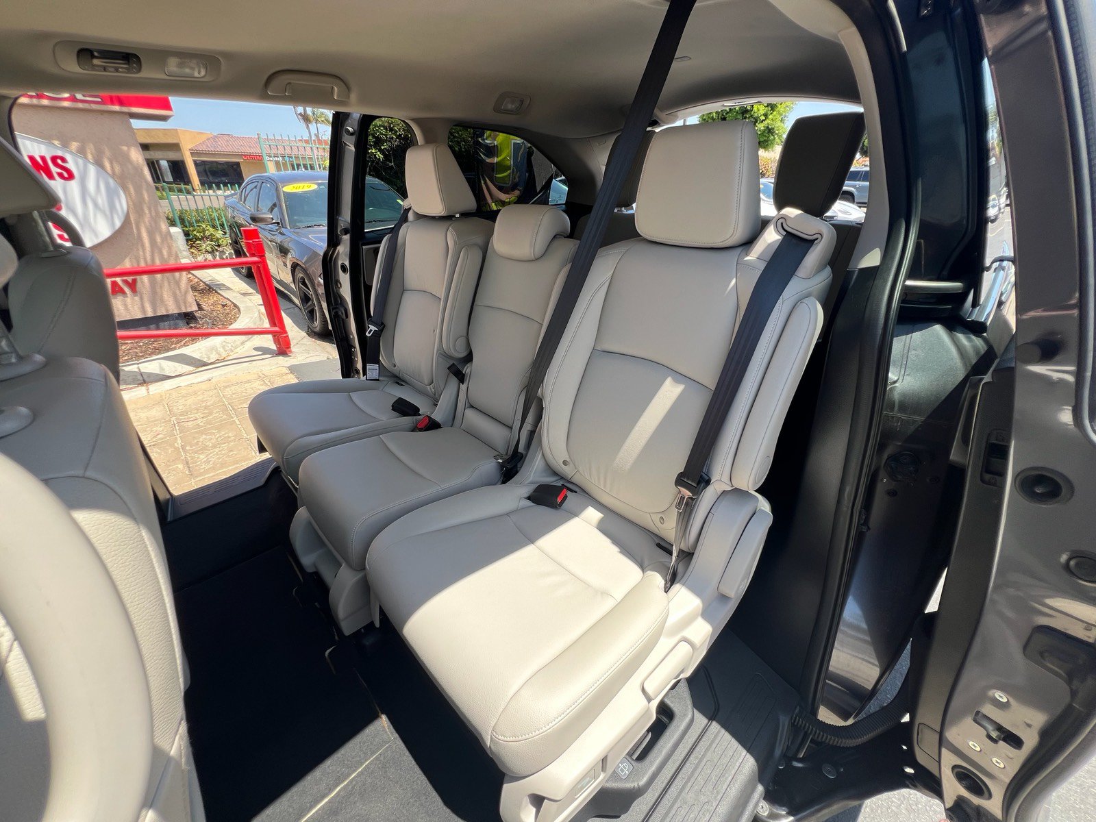 Used 2025 Honda Odyssey EX-L image 36