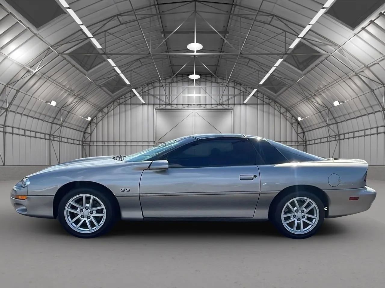 Used 2002 Chevrolet Camaro Z28 w/ SS Performance/Appearance Pkg RWD image 2