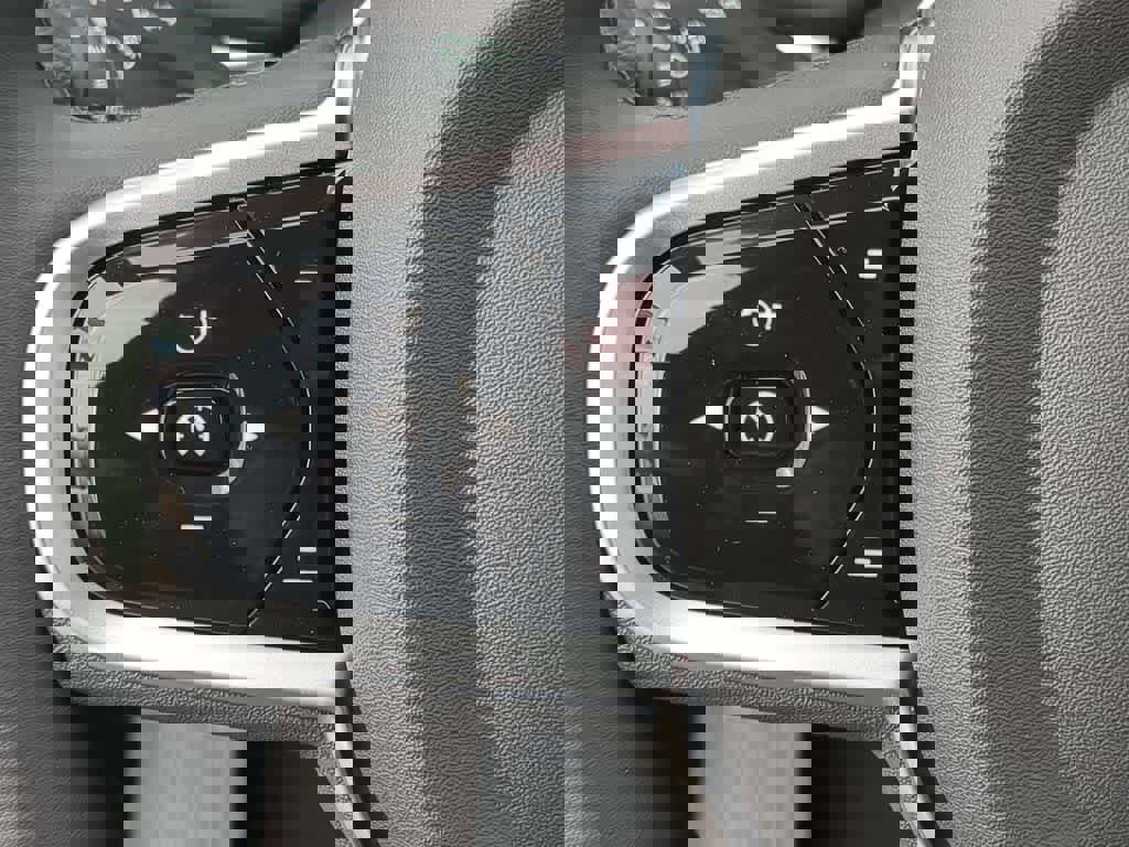 New 2026 Volvo XC60 B5 Plus w/ Protection Package Premier image 22