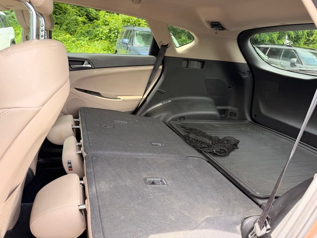 Used 2017 Hyundai Tucson SE Plus AWD/4WD image 37