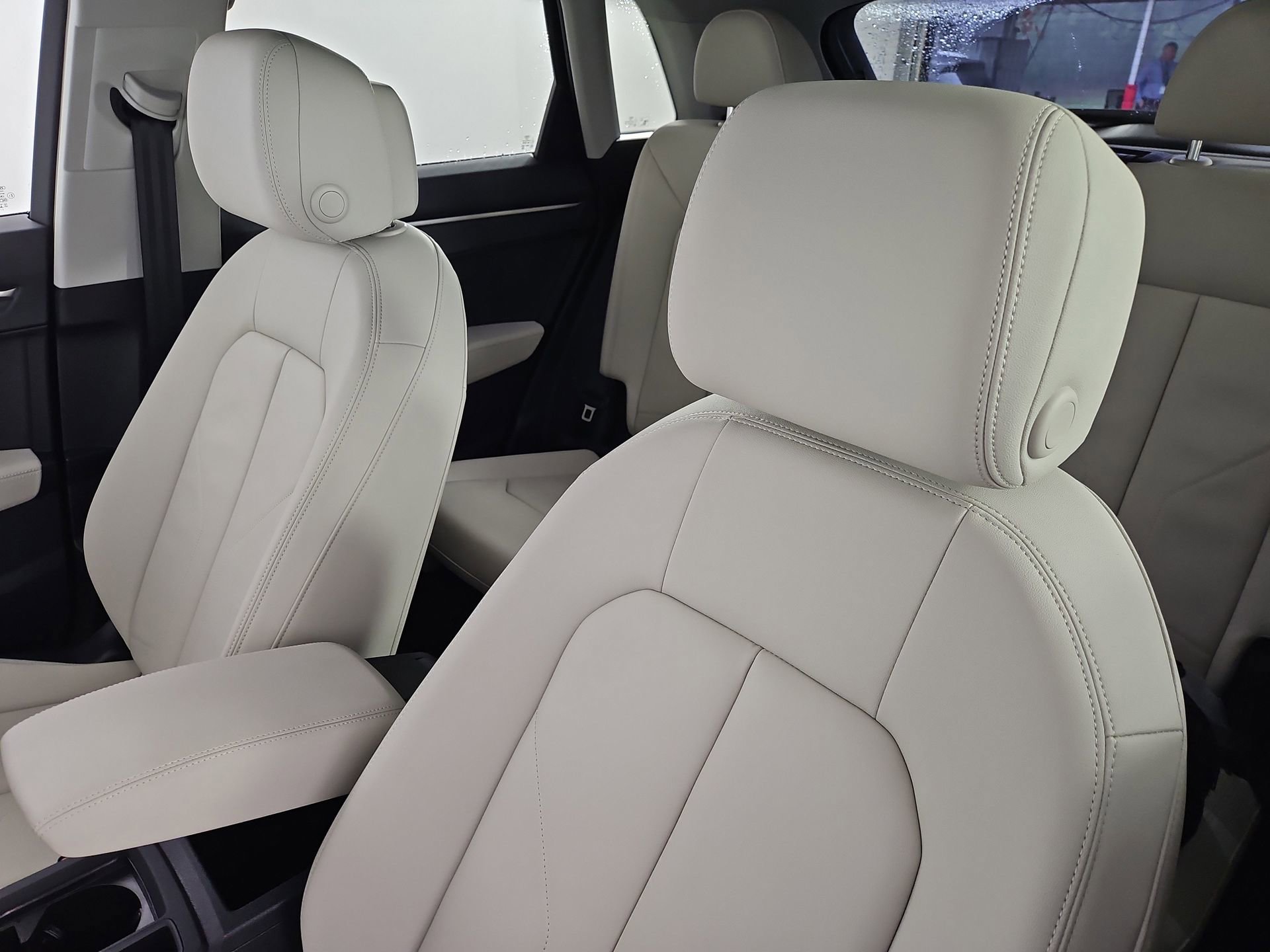 Certified 2025 Audi Q3 2.0T Premium w/ Convenience Package image 20