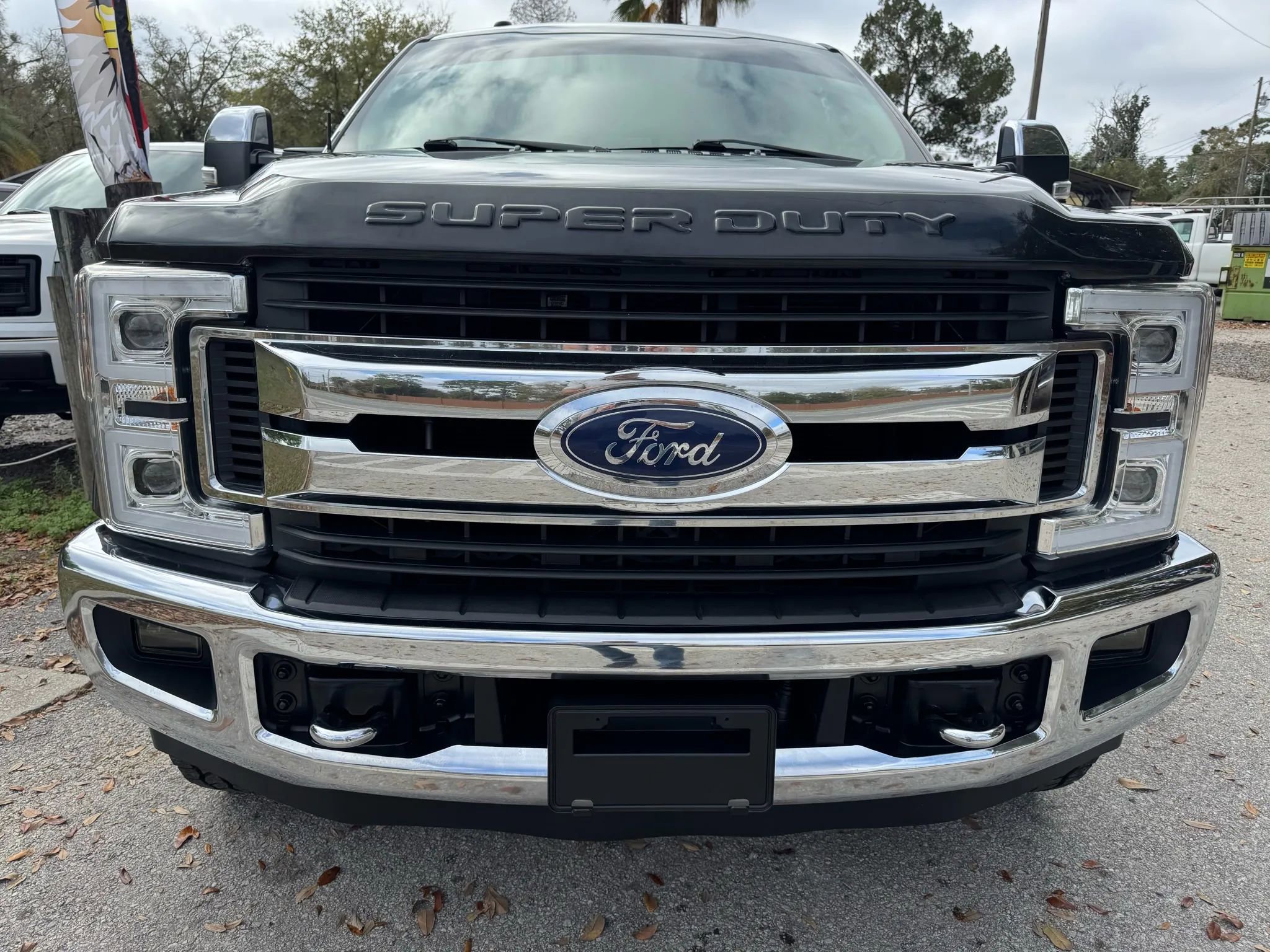 Used 2018 Ford F250 XLT w/ XLT Premium Package image 2
