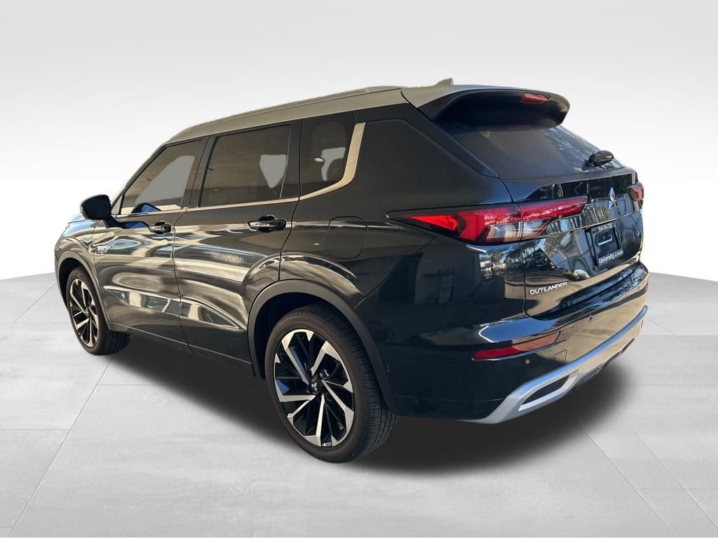 New 2025 Mitsubishi Outlander SEL image 4