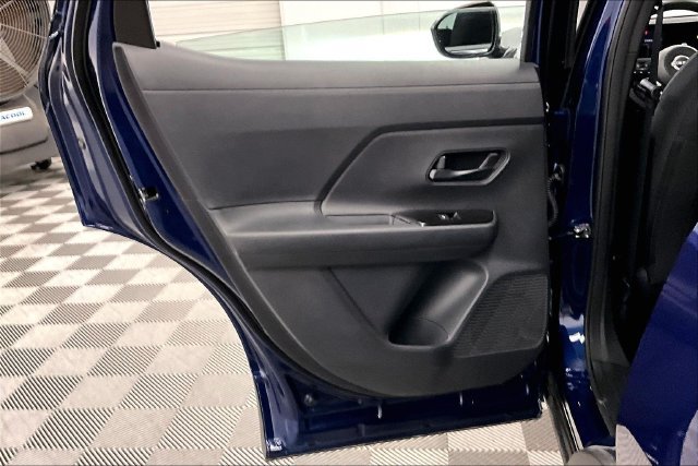 New 2027 Nissan Kicks S FWD image 33