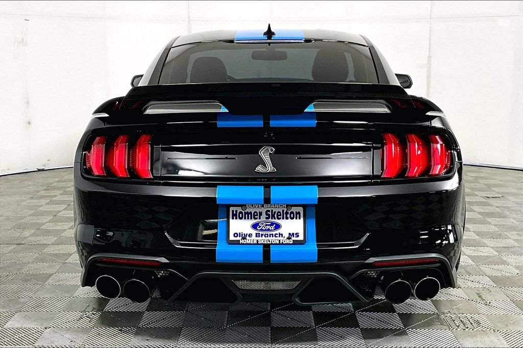 Used 2021 Ford Mustang Shelby GT500 w/ Technology Package image 4