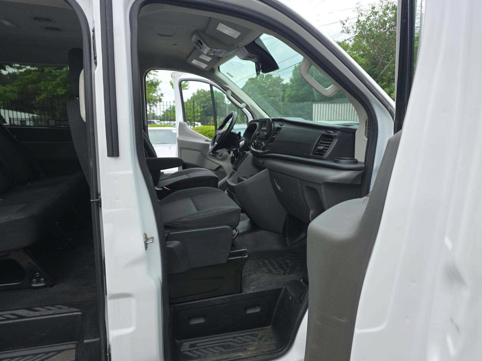 Used 2021 Ford Transit 350 XLT RWD image 6