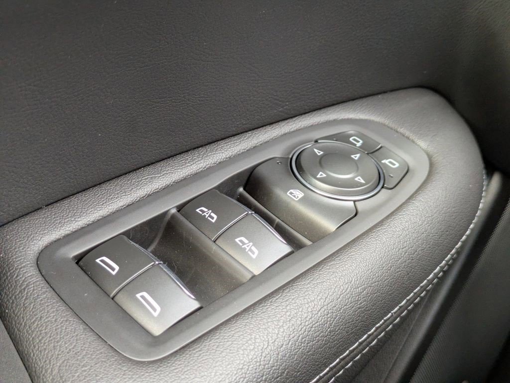 Certified 2025 Cadillac XT5 Luxury image 17