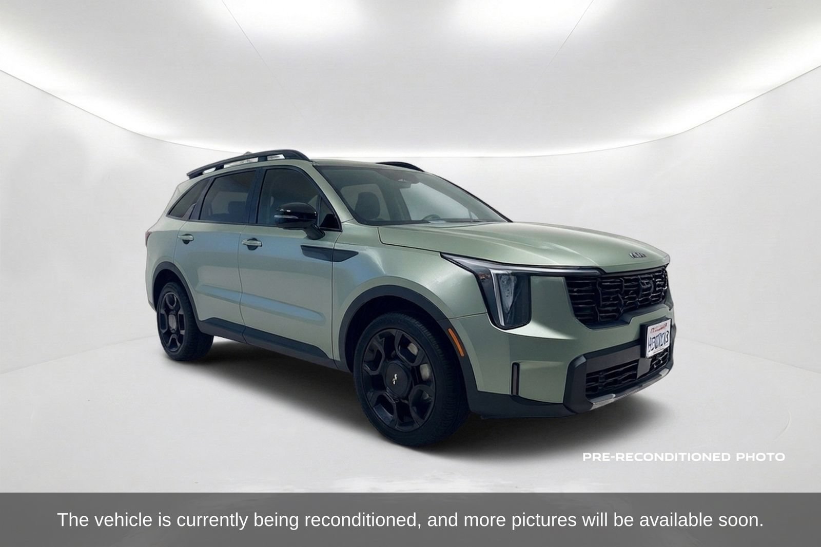 Used 2024 Kia Sorento SX AWD/4WD image 3