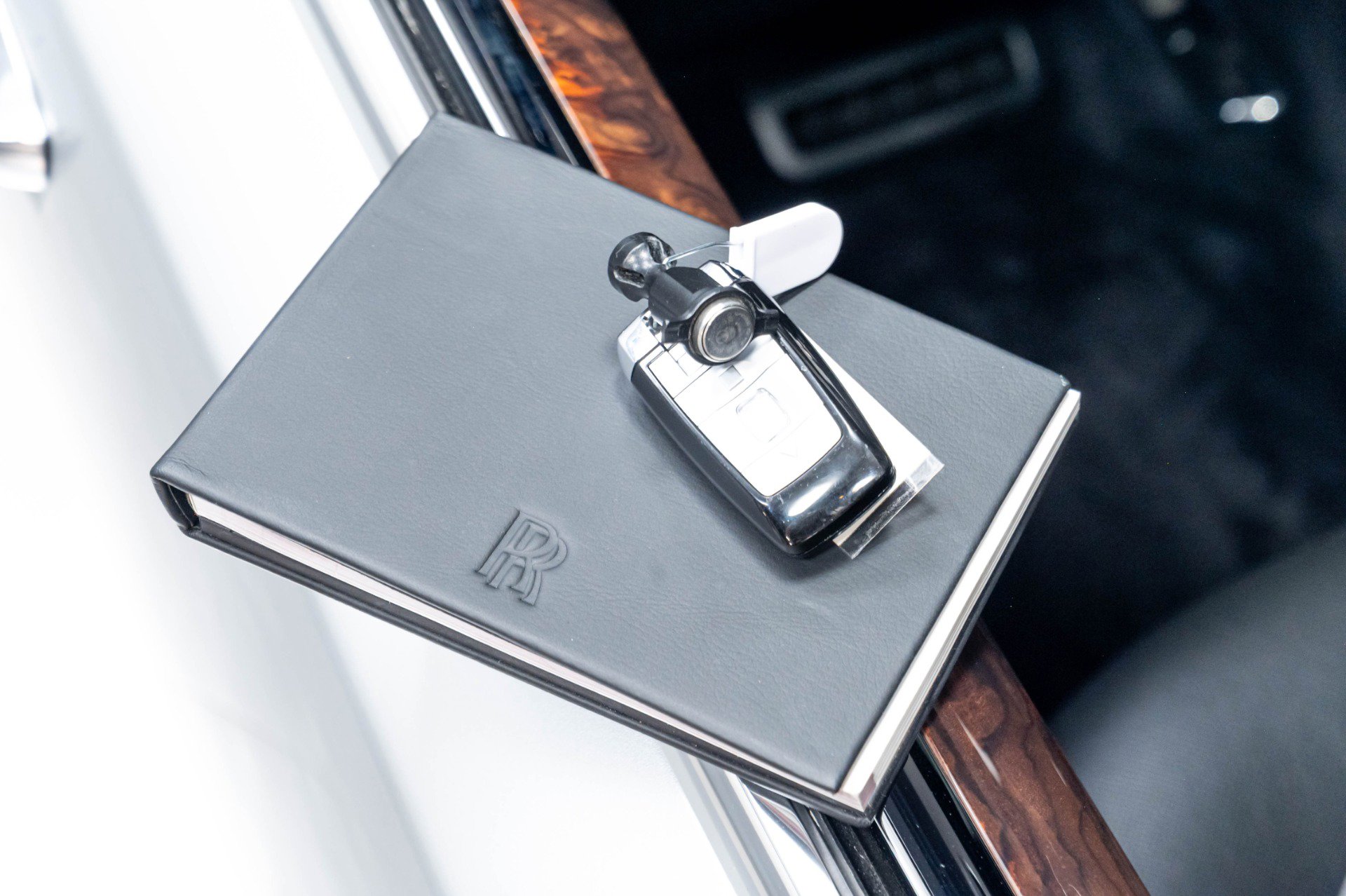 Used 2012 Rolls-Royce Ghost RWD image 93