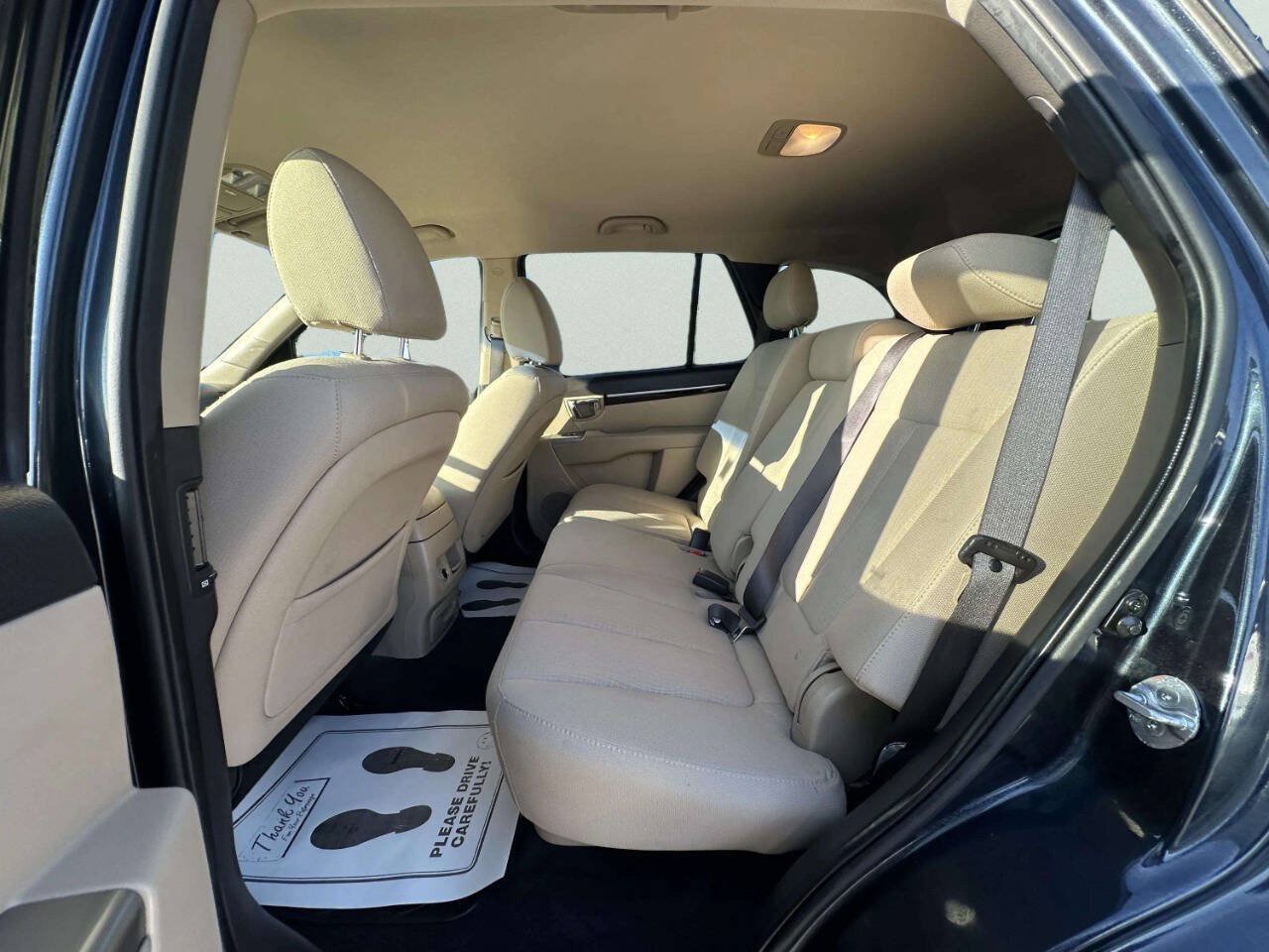 Used 2011 Hyundai Santa Fe GLS FWD image 16
