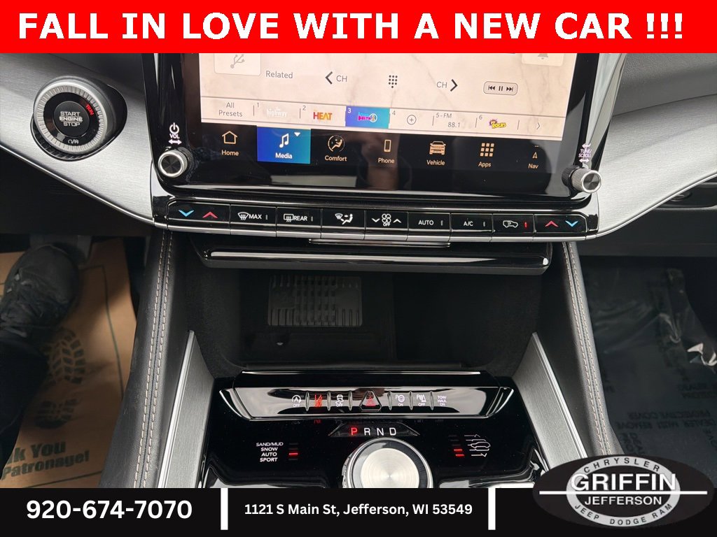 New 2026 Jeep Grand Wagoneer L Limited image 33