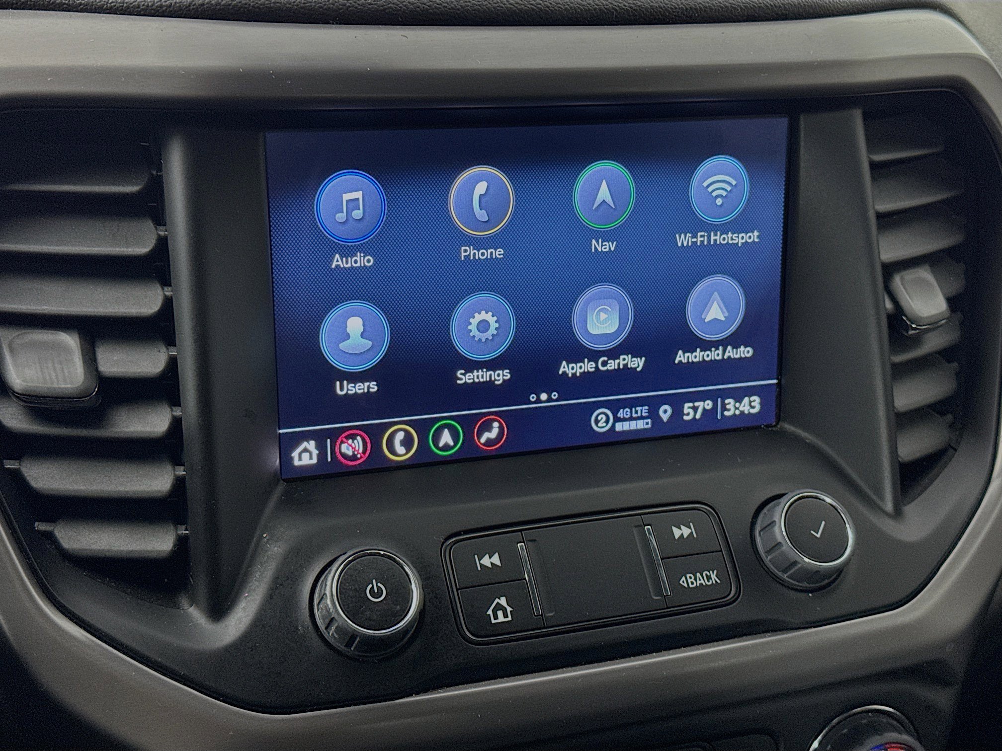 Used 2023 GMC Acadia AT4 w/ Technology Package image 14