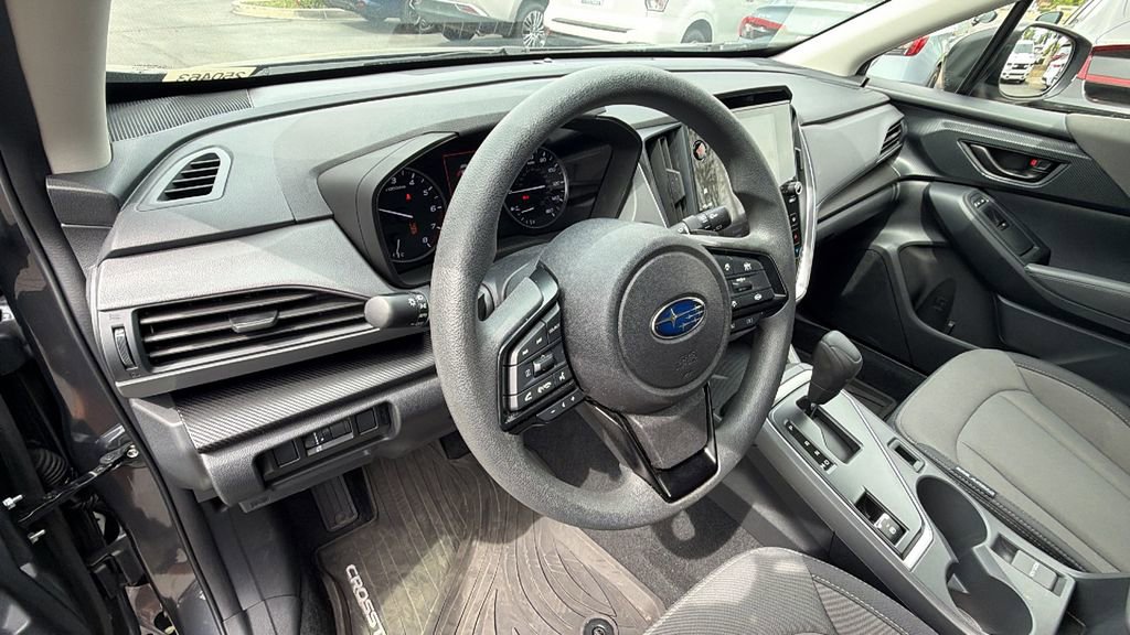 Used 2025 Subaru Crosstrek 2.0i Premium image 31