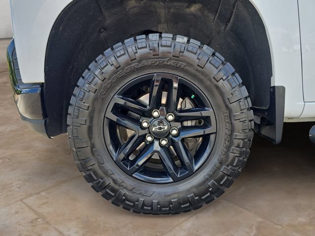Used 2019 Chevrolet Silverado 1500 LT Trail Boss AWD/4WD image 14