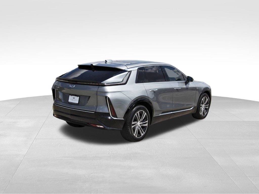 New 2027 Cadillac Lyriq Luxury RWD image 4