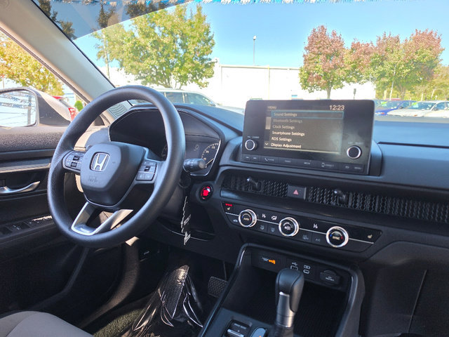 Used 2025 Honda CR-V EX image 15