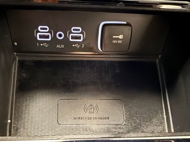 Used 2025 Jeep Grand Cherokee Laredo X w/ Luxury Tech Group I image 23