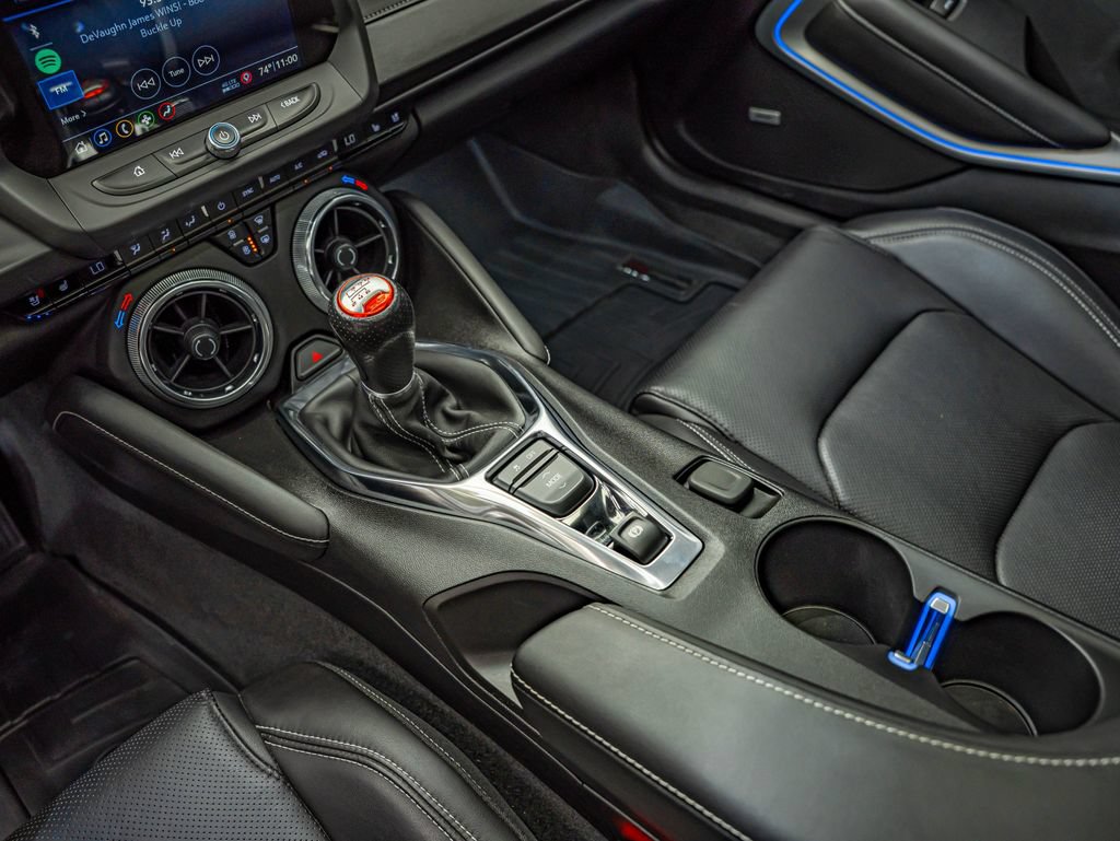 Used 2019 Chevrolet Camaro SS RWD image 31