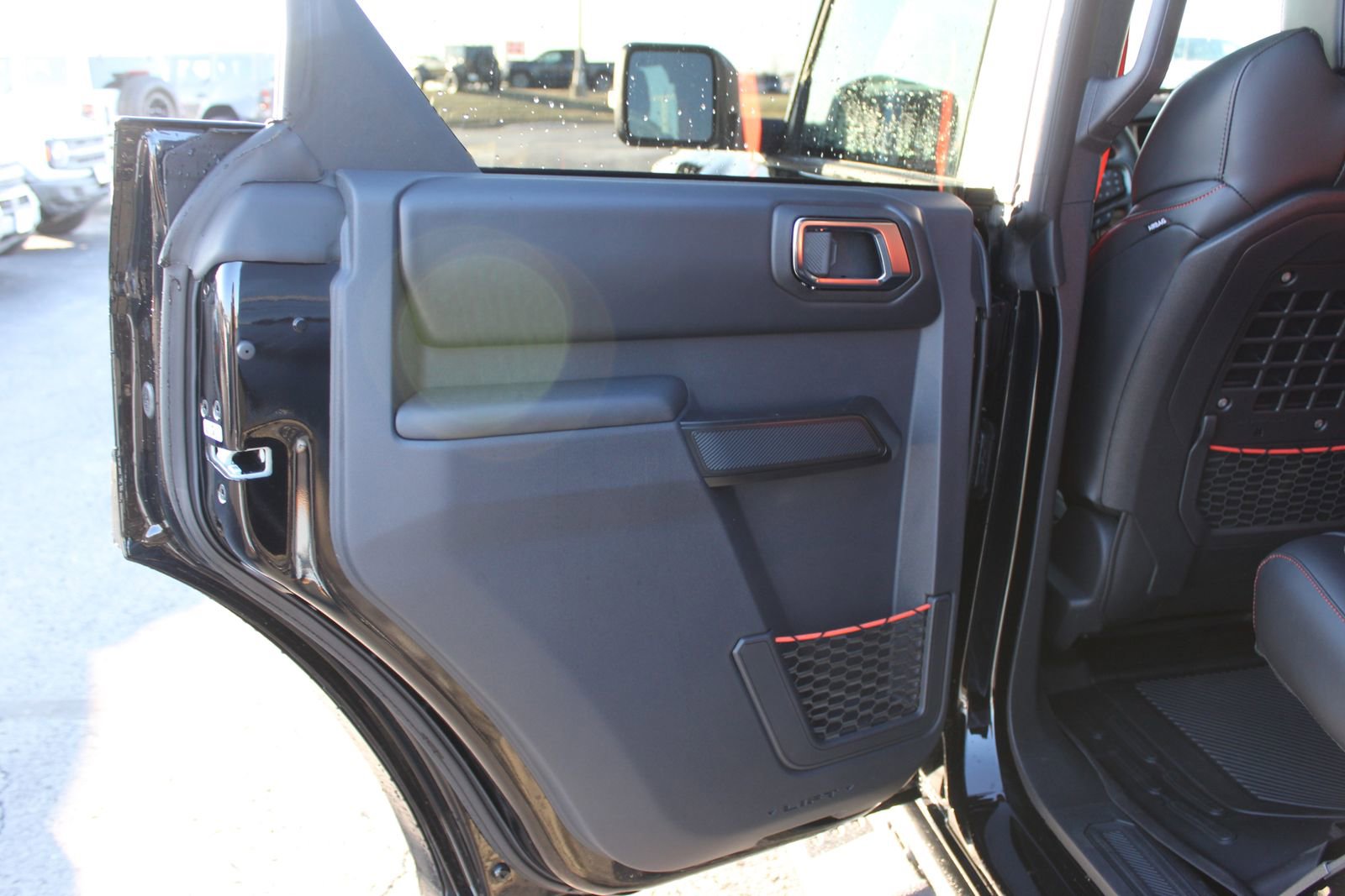 New 2025 Ford Bronco Raptor w/ Interior Carbon Fiber Pack image 19