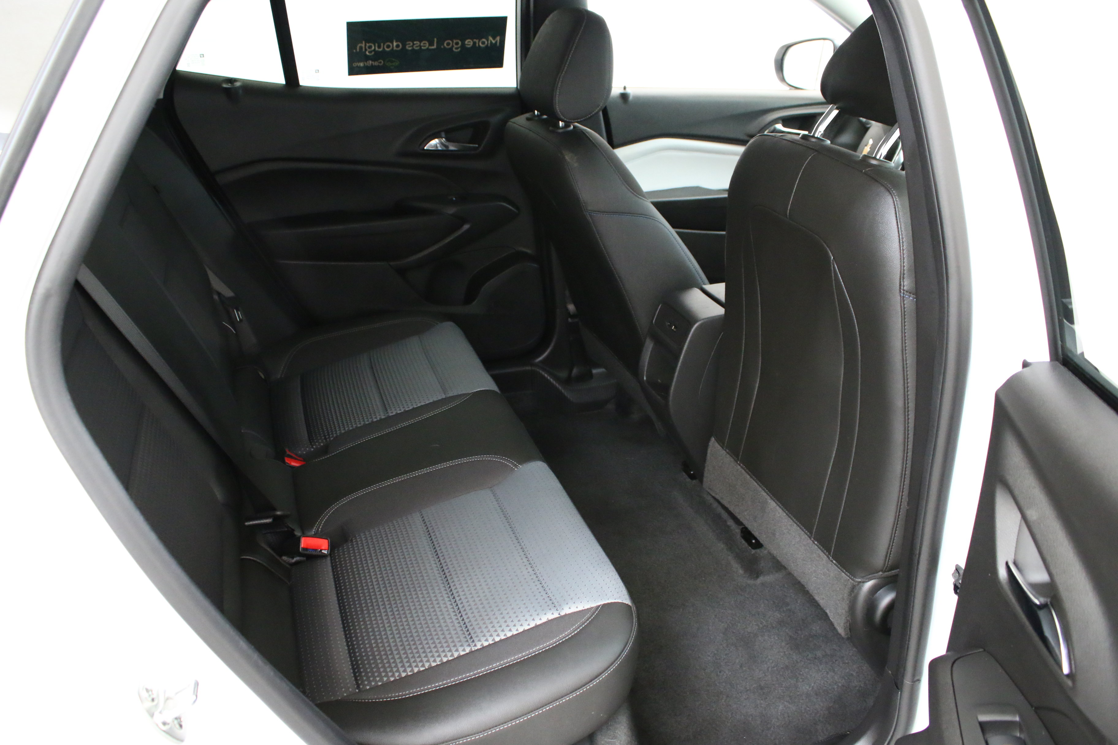 Certified 2025 Chevrolet Trax LT w/ Driver Confidence Package FWD image 25