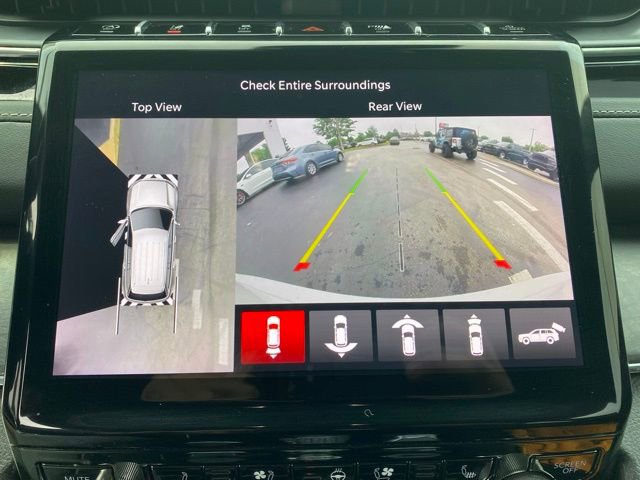 Used 2024 Jeep Grand Cherokee Overland w/ Adv Protech Group III image 20