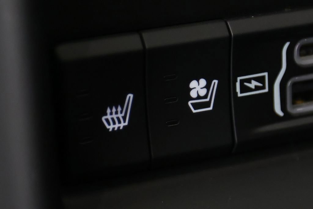 Used 2026 RAM 1500 Limited image 16