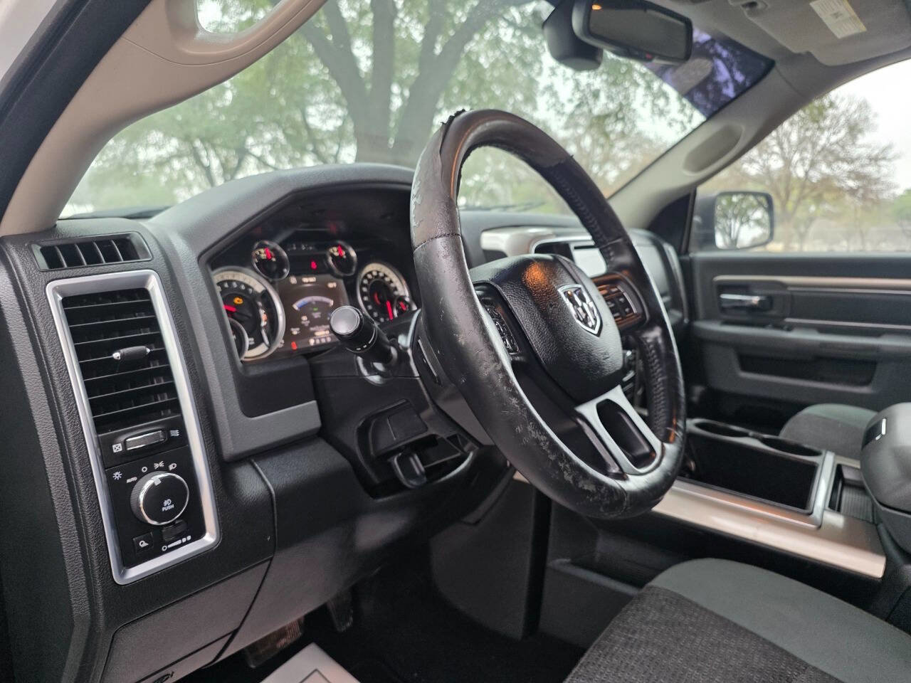 Used 2015 RAM 1500 Lone Star image 39