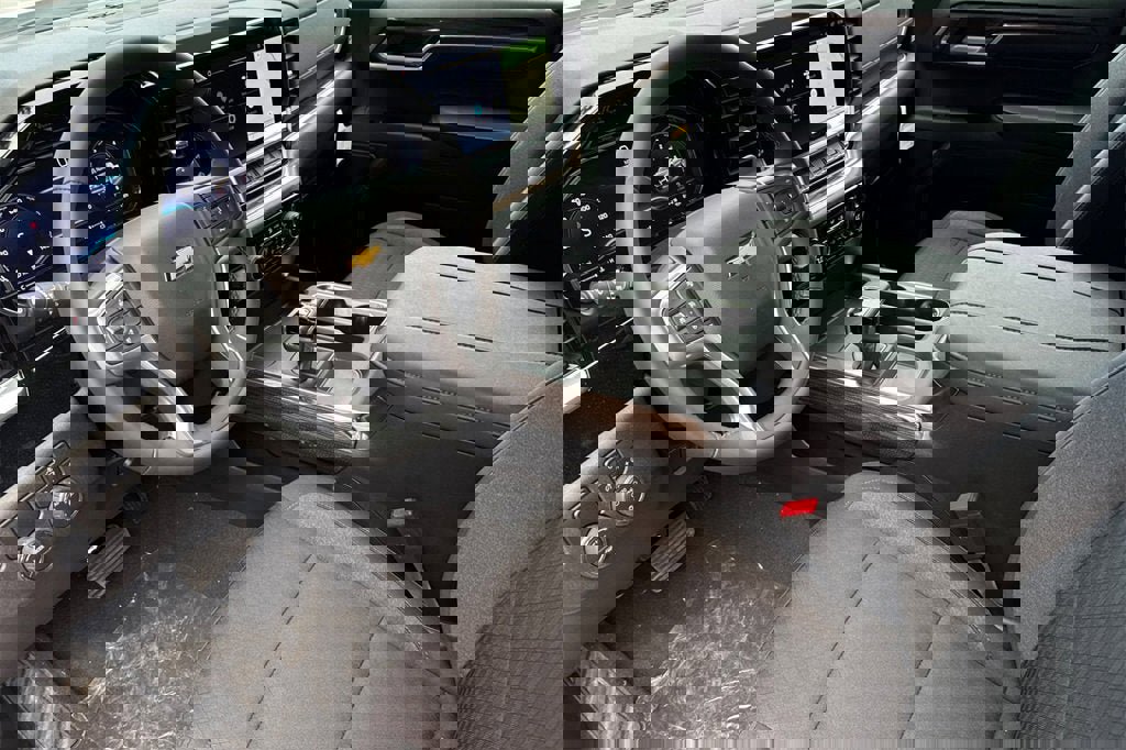 New 2025 Chevrolet Silverado 1500 LT image 10