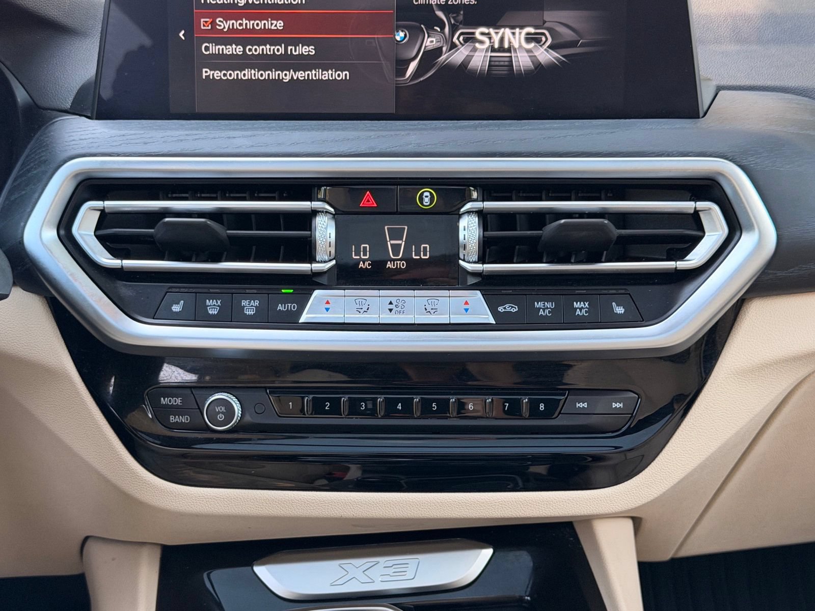 Used 2022 BMW X3 xDrive30i AWD/4WD image 18